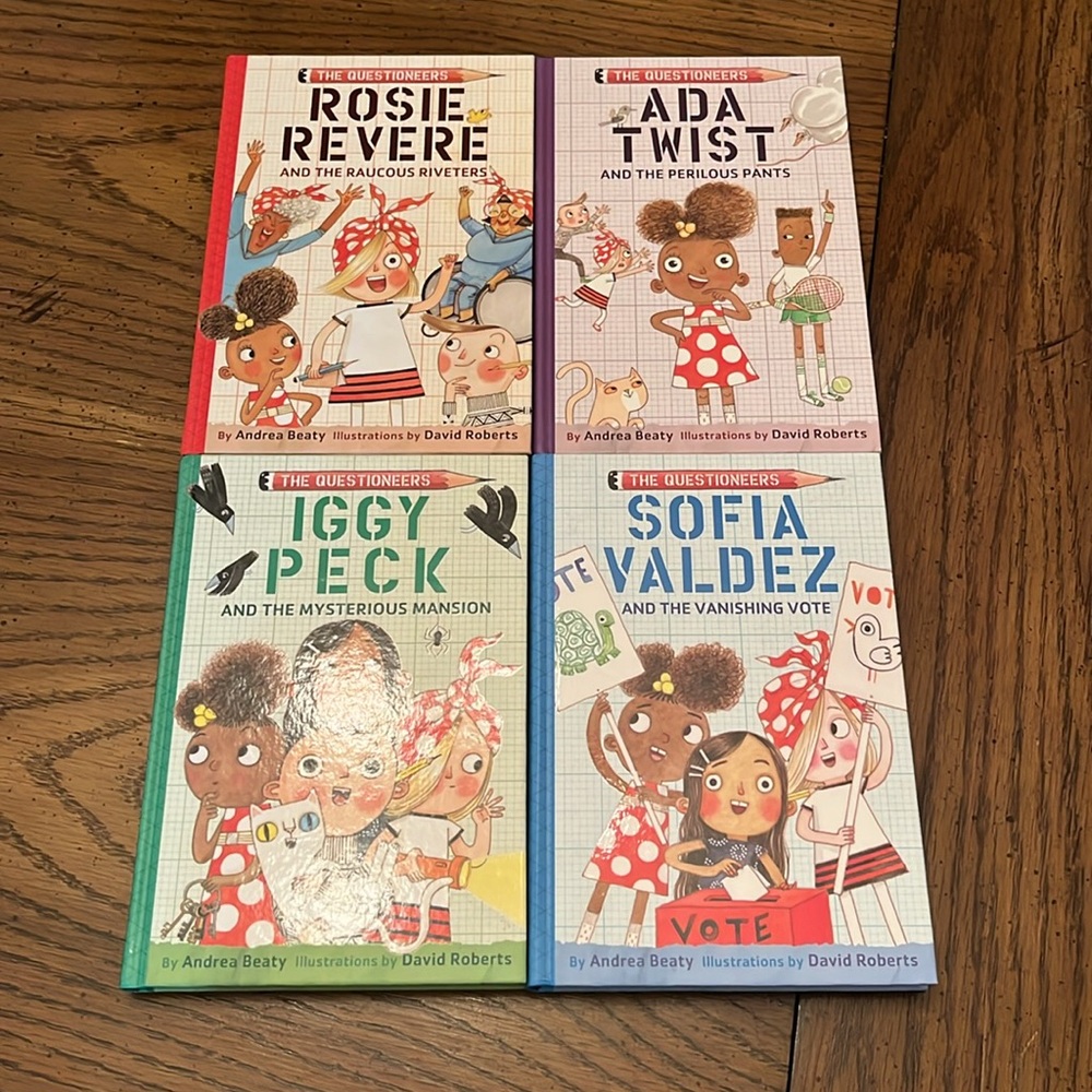 The Questioneers hardback chapter book set‎